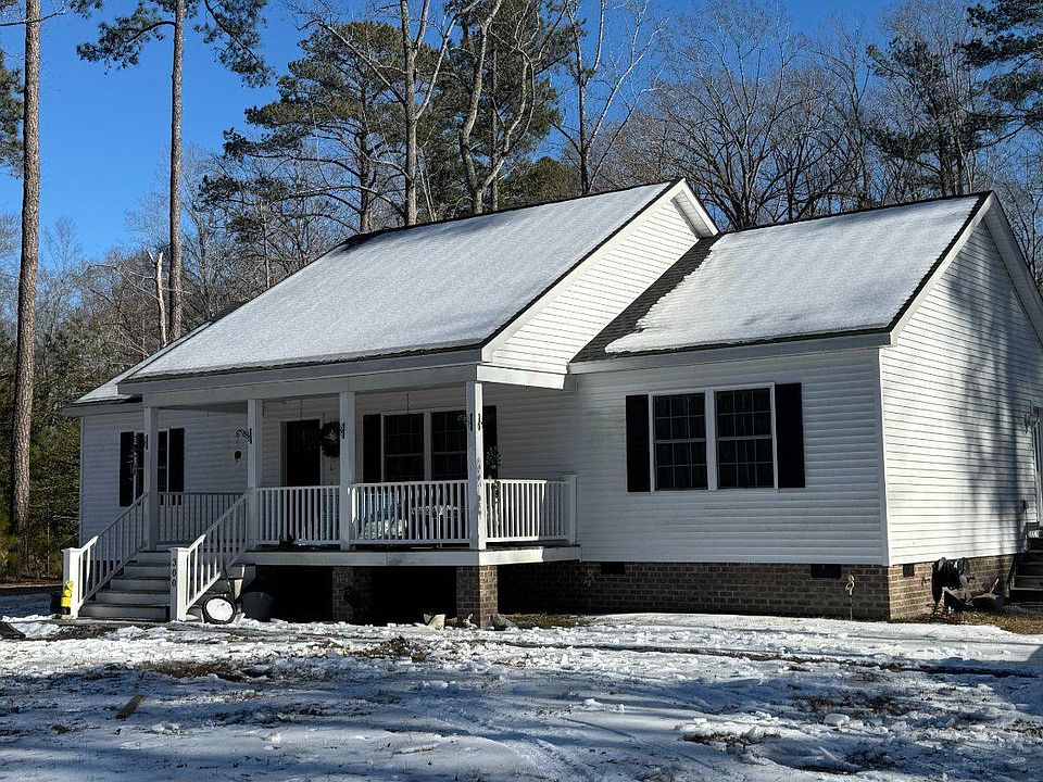 1st image of 300 River Oaks Rd