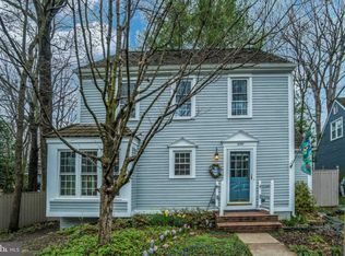 2069 Cobblestone Ln, Reston, VA 20191