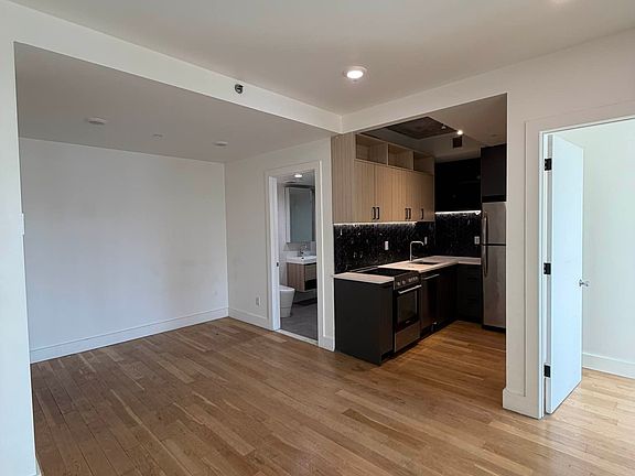 3rd image of 200 Linden Blvd #4A