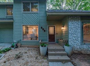 555 Woodman Pl #B-3, Roswell, GA 30076