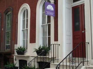 1732 Spruce St APT 1F, Philadelphia, PA 19103