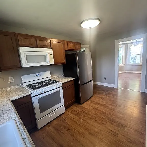 6812 Goshen Rd — Photo 4