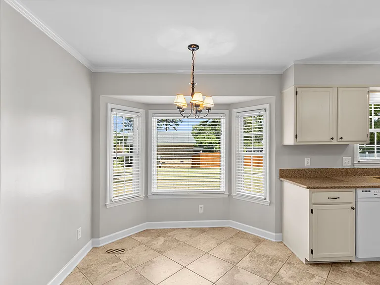5912 Welford Pl — Photo 7