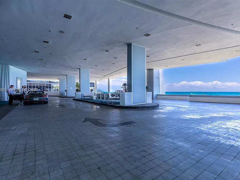 17121 Collins Ave #1406 — Photo 34