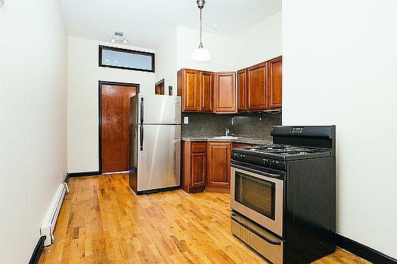 3rd image of 197 Stockholm St APT 3R