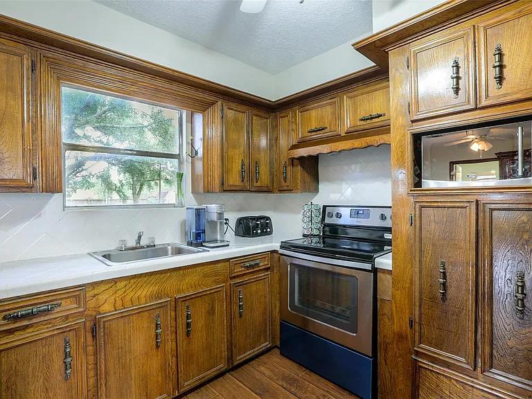 12810 McSwain Rd — Photo 14