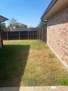 3rd image of 1531 Birkenhead Ln