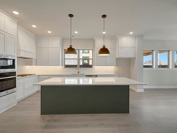 7th image of this home