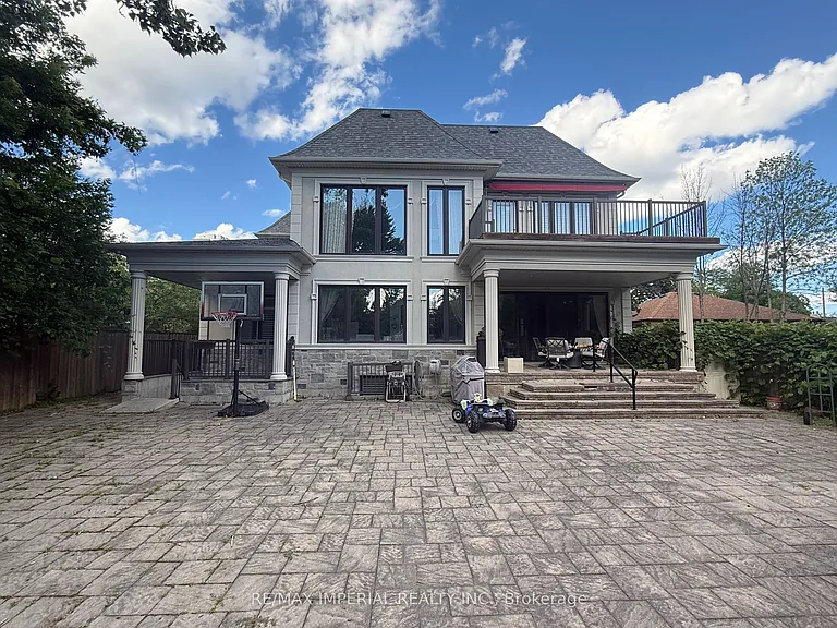 3568 Joan Dr — Photo 42