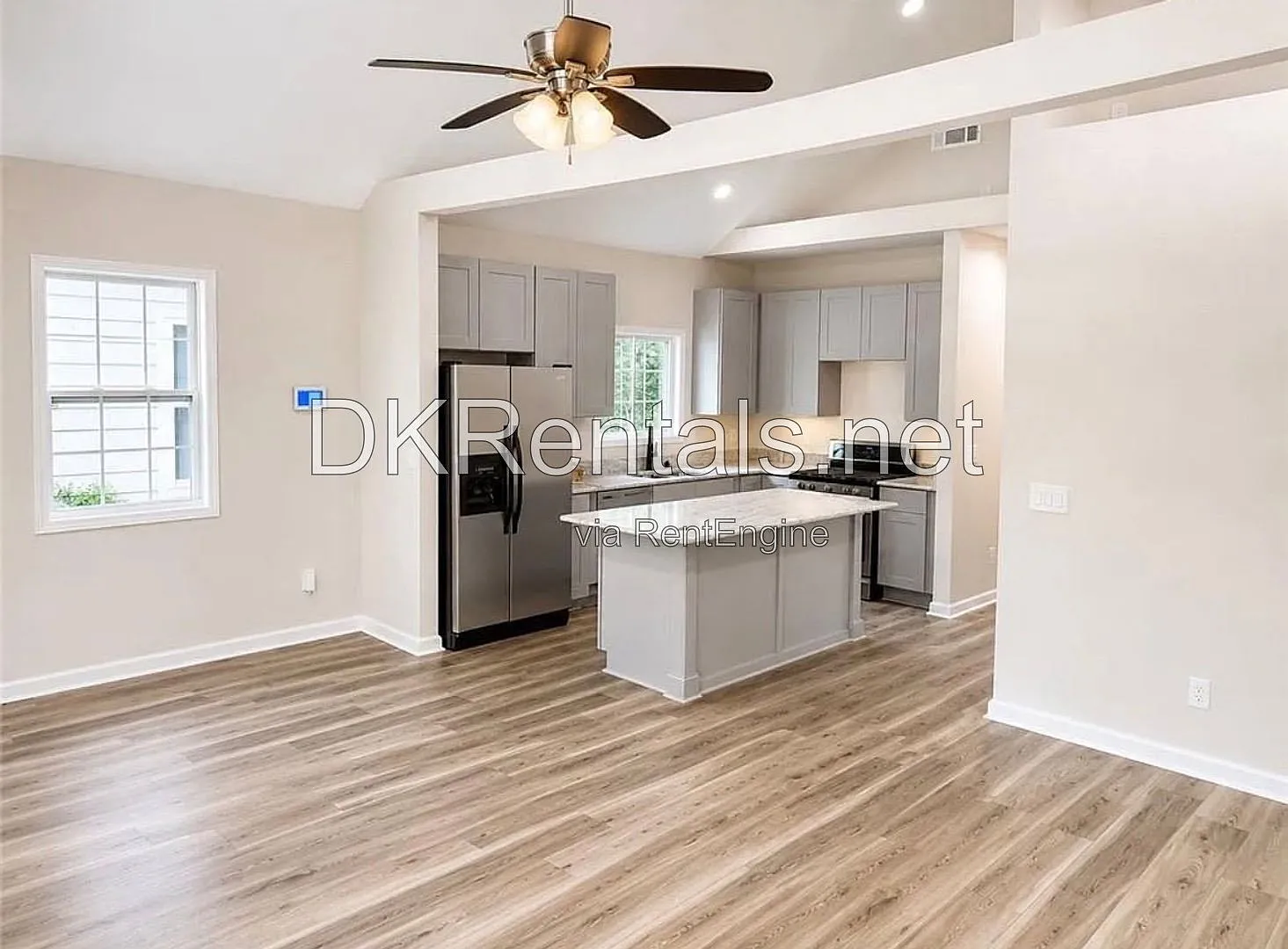 3 bed, 2.0 bath, 1137 sqft, $1,850 — Photo 2