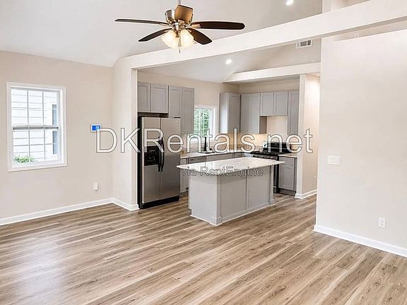 2nd image of 888 Coleman St SW