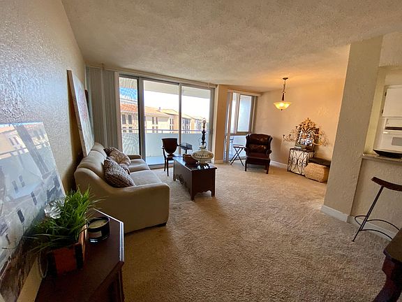 5th image of 470 3rd St S Unit 520