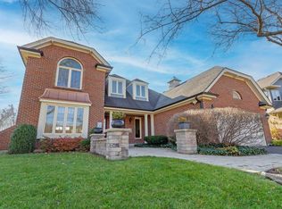 21W785 McCarron Rd, Glen Ellyn, IL 60137