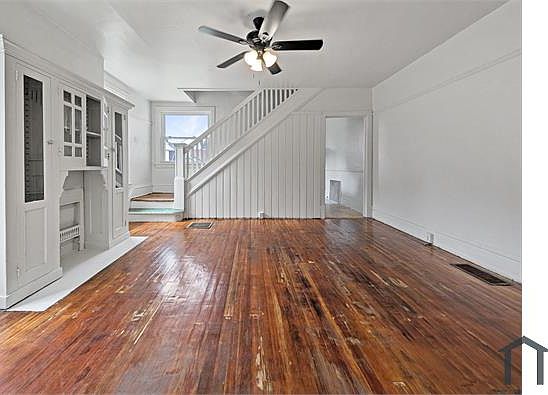 3rd image of 6602 Rowan St