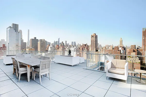 Sold by Town Residential | media 8