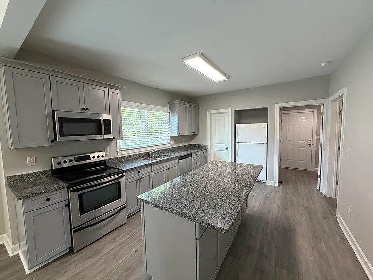 4995 Reidsville Rd — Photo 8