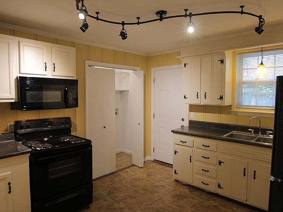 This is the other  unit but dhow the color will be ainting t