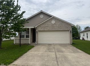 8133 Wildwood Farms Dr, Indianapolis, IN 46239