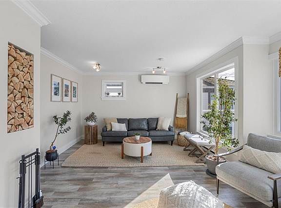 5th image of 3459 River Rd W #15