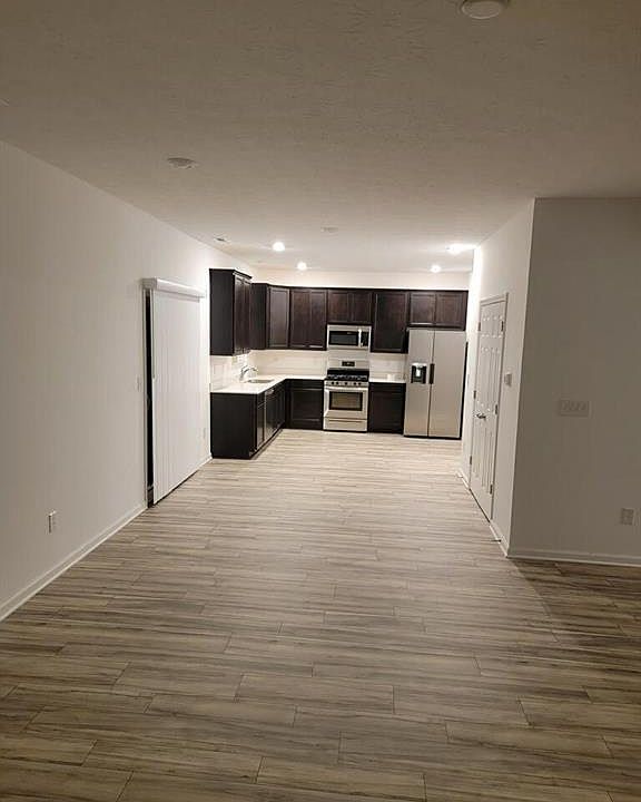 2nd image of 5138 Bramwell Ln