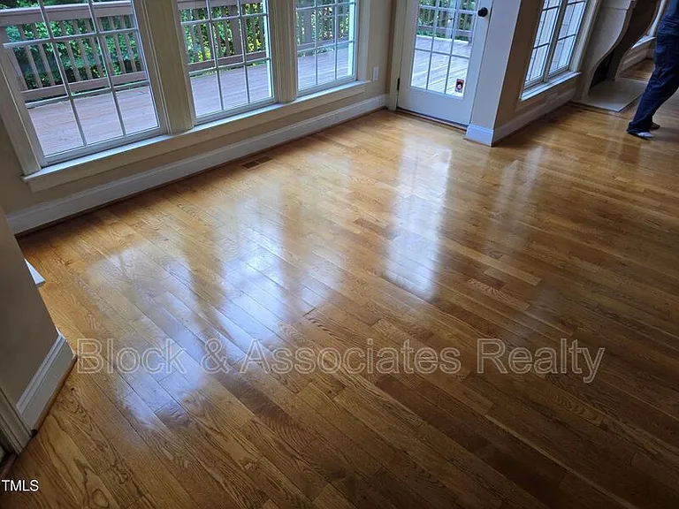 10216 San Remo Pl — Photo 13