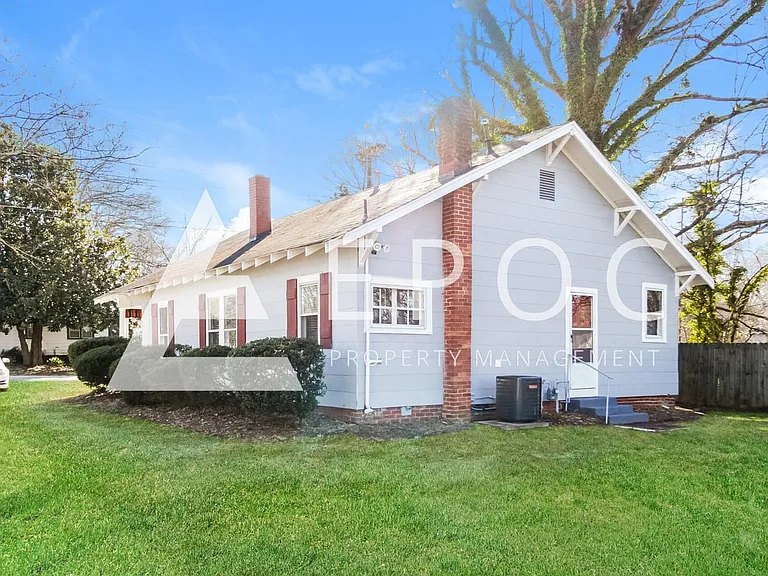 707 E Dayton Ave — Photo 15
