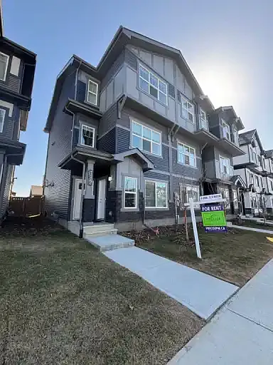 1 bed, 1.0 bath, 598 sqft, $1,190 — Photo 2