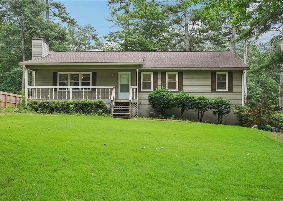 1st image of 1952 Winding Creek Ln SW