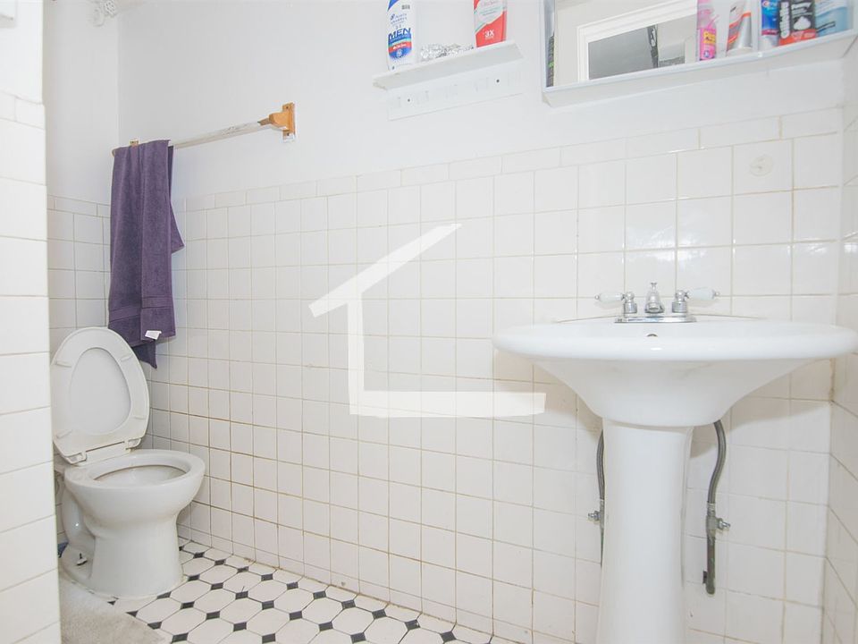 385W5d5570027c2c0