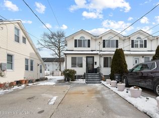 263 Van Pelt Ave, Staten Island, NY 10303