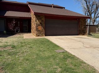 7407 Kings Manor Ct, Oklahoma City, OK 73132