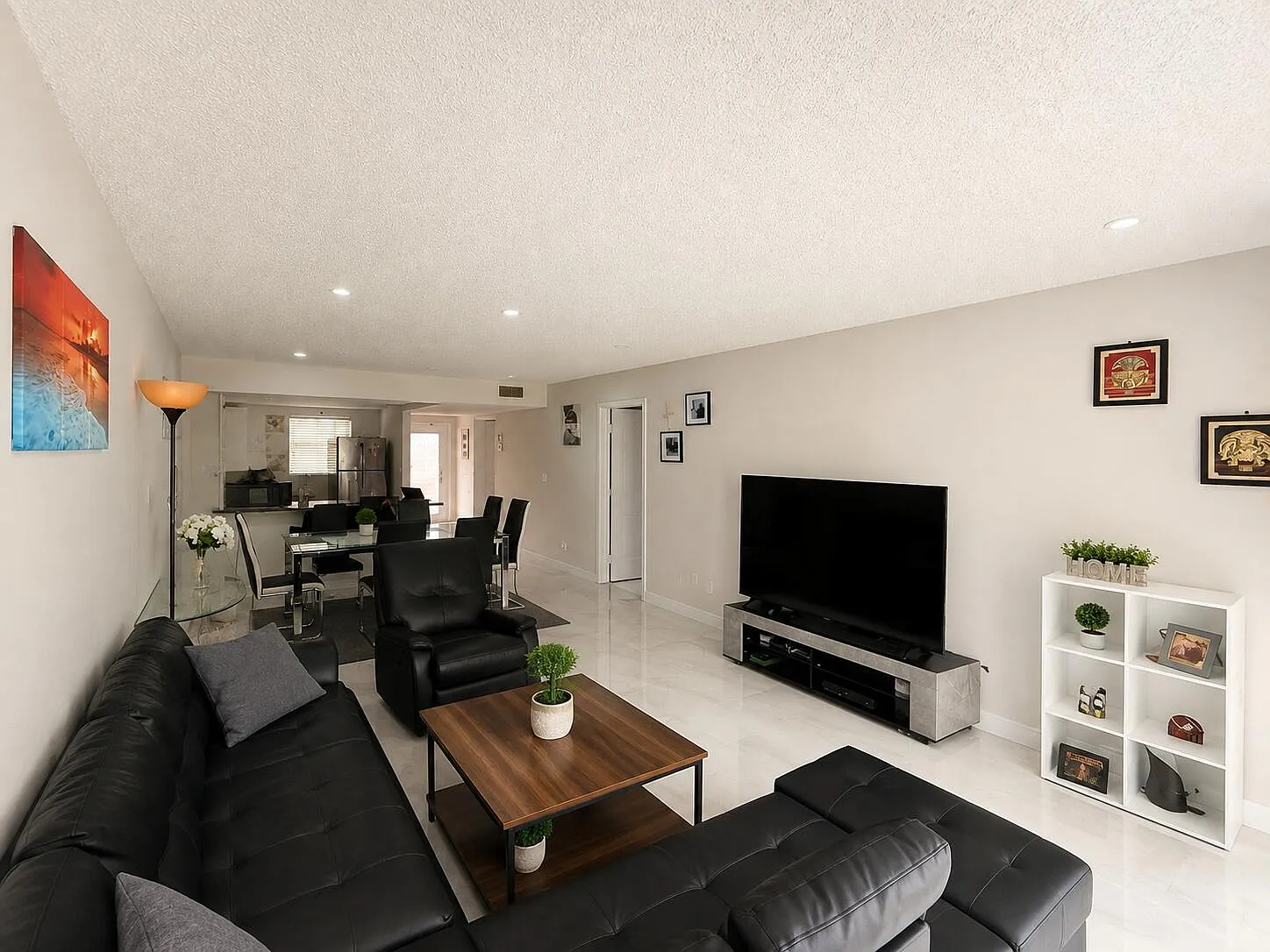 8310 — Photo 2