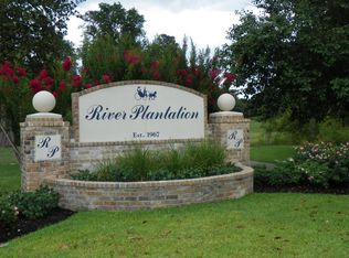 659 Ravensworth Dr, Conroe, TX 77302