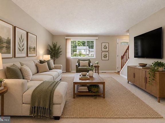 4th image of 8467 Magic Tree Ct