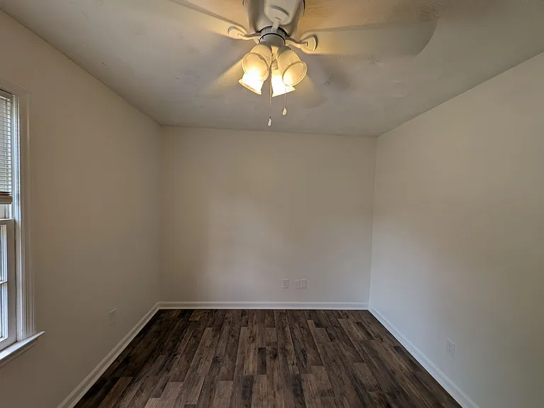 1060 Sandy Springs Rd NW — Photo 18