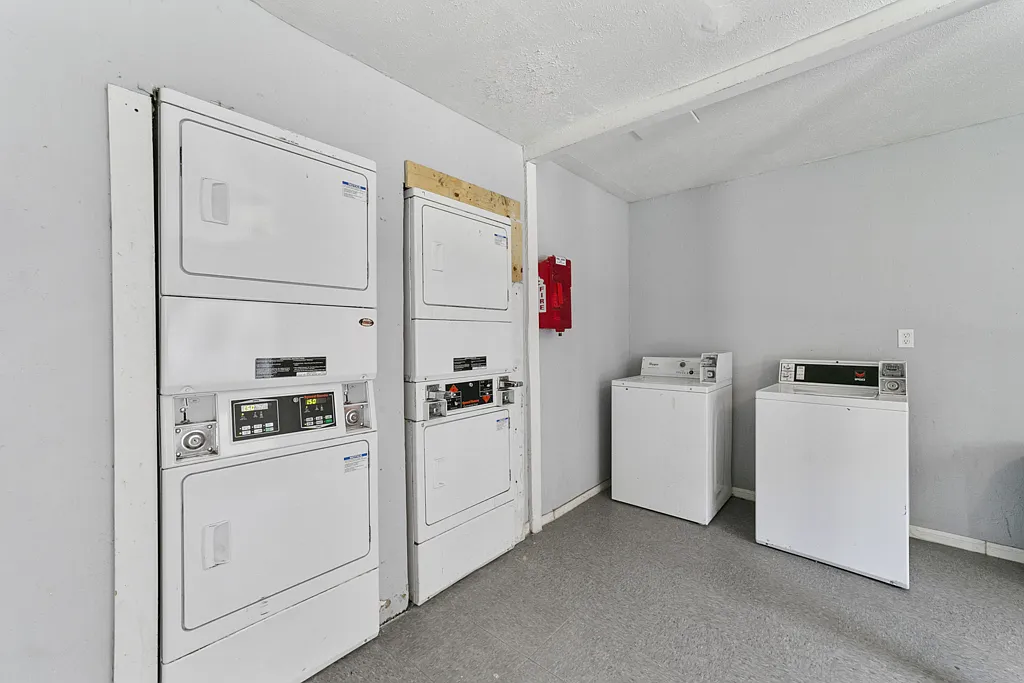 Building Photo - Belleview