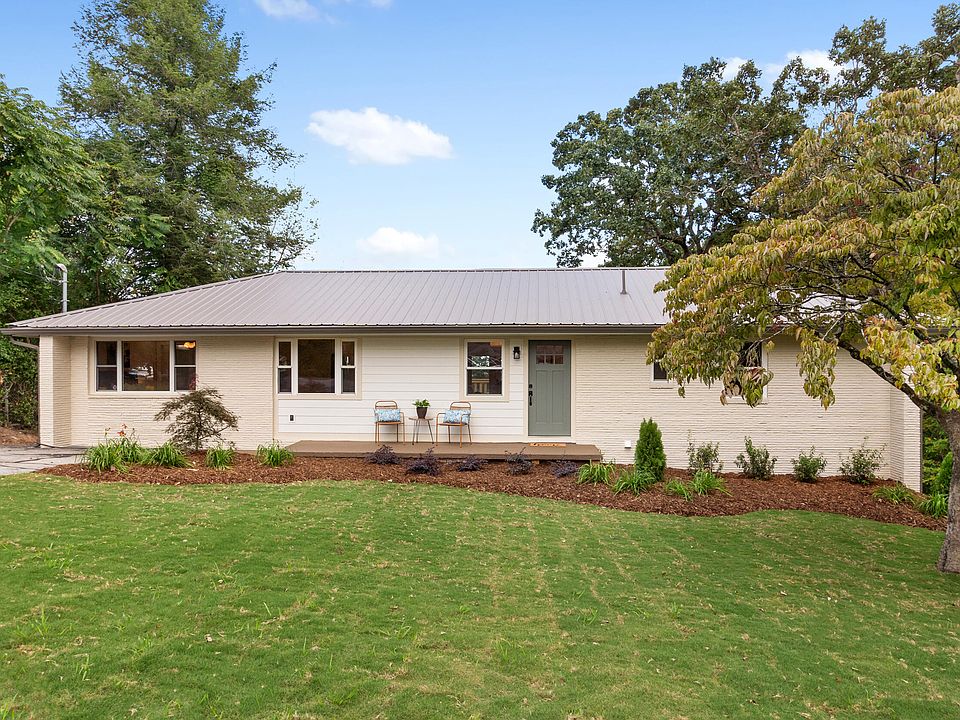 1st image of 3594 Knollwood Hill Dr