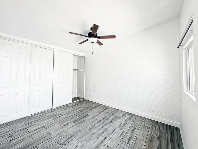 4202 N 27th St #11 — Photo 31