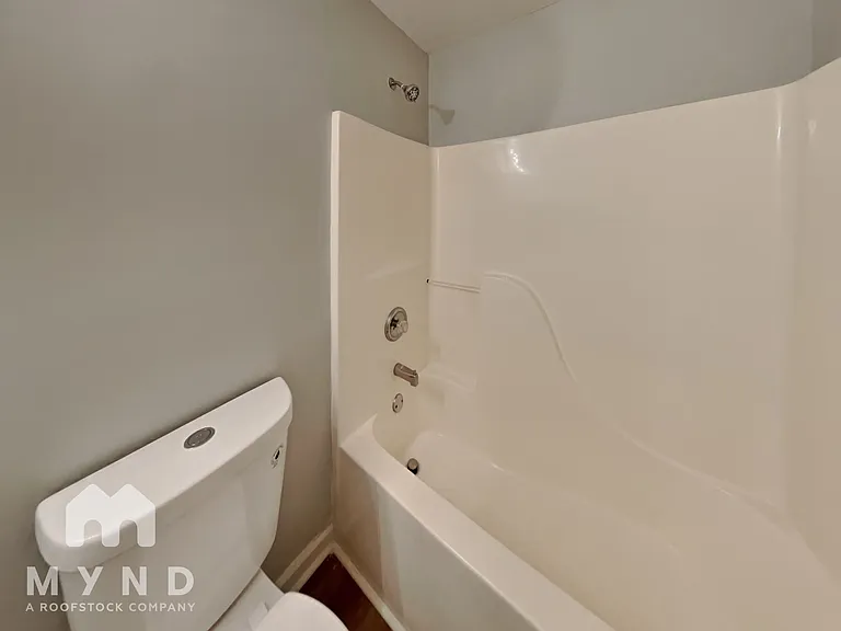 6473 Wellesley Dr — Photo 20