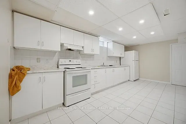 5723 Riverside Pl #BASEMENT — Photo 13
