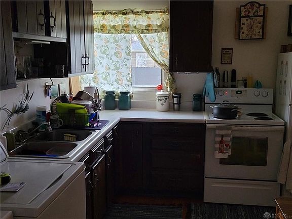 4th image of 1116 Frost Circle Dr