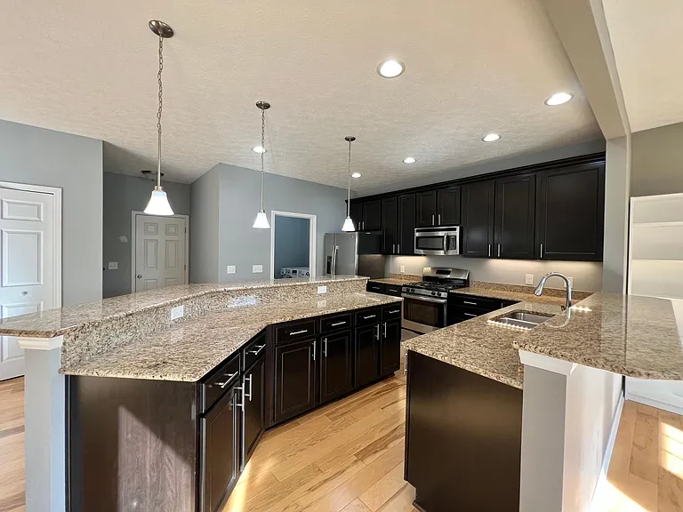 10454 Dogwood Dr — Photo 13