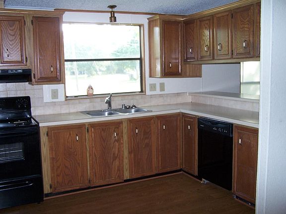 3rd image of 10113 Kenlake Dr