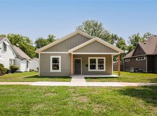 617 S Maple St, Ottawa, KS 66067