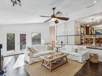 6124 Summer Creek Cir, Dallas, TX, 75231