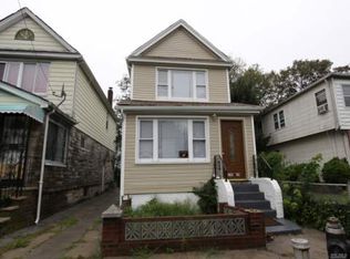 19029 118th Rd, Saint Albans, NY 11412