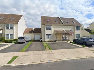 59 Sandybrooke Dr #1, Langhorne, PA 19047
