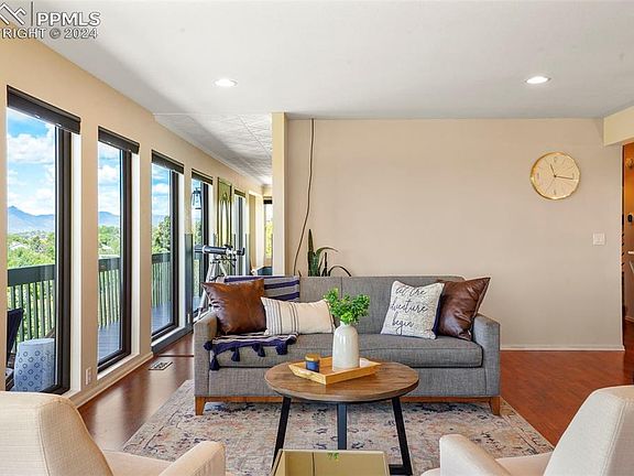 4th image of 5725 E Old Farm Cir