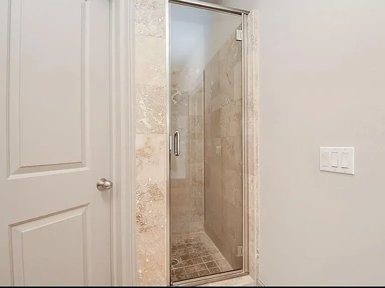 2908 Leeland St — Photo 5