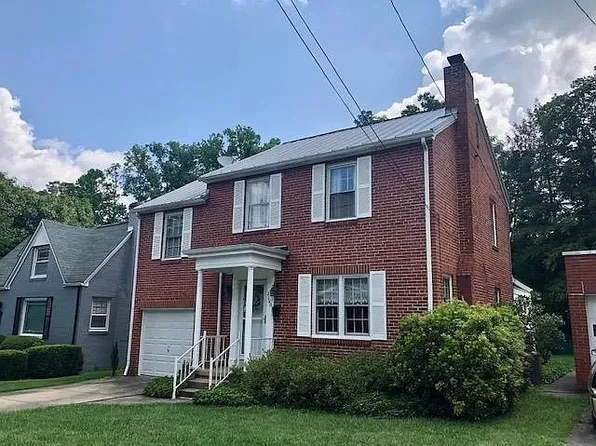 (undisclosed Address), Huntington, WV 25701